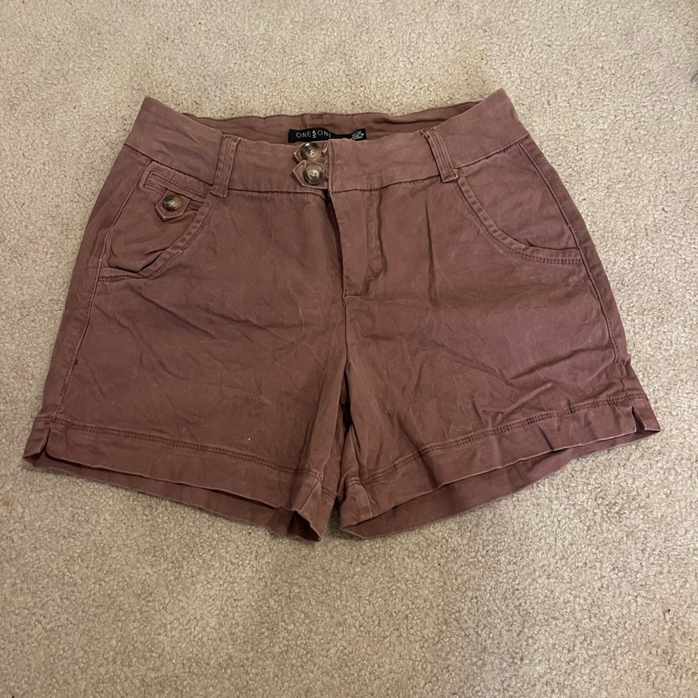 Croft & Barrow Brown Cargo Shorts with Tailored Fit